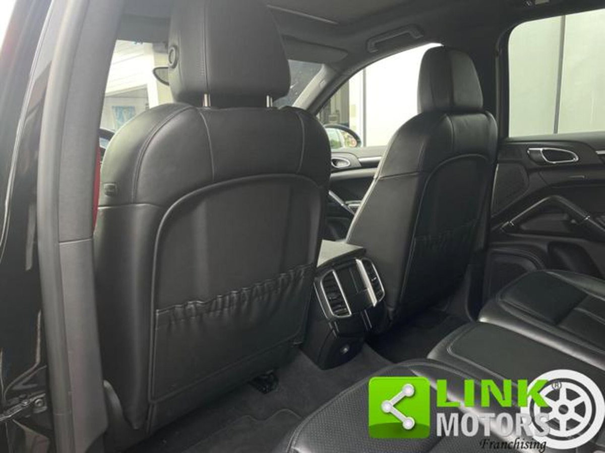 Porsche Cayenne 3.0 Diesel (16)