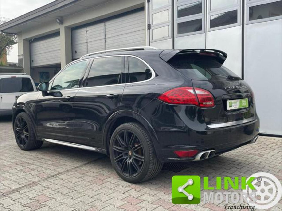 Porsche Cayenne 3.0 Diesel (4)