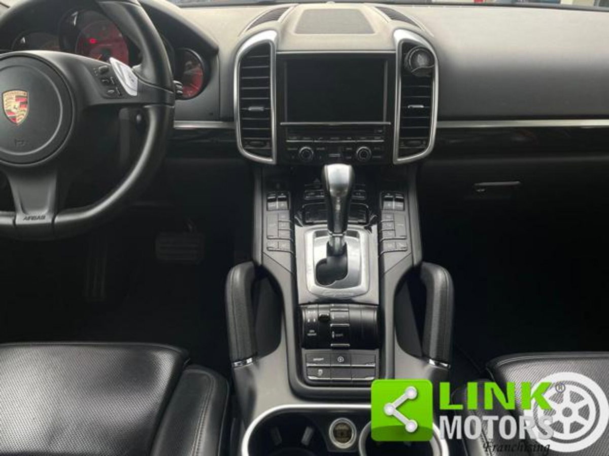 Porsche Cayenne 3.0 Diesel (8)
