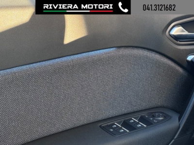 Renault Captur 1.2 eco-g Techno 120cv (8)