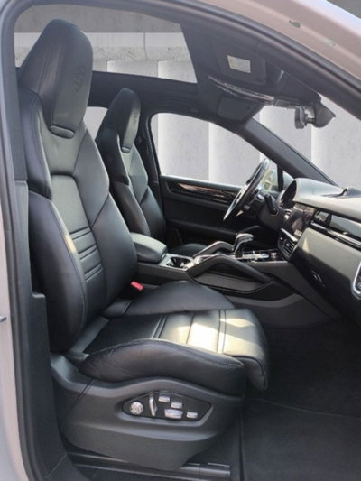 Porsche Cayenne 3.0 V6 E-Hybrid (11)