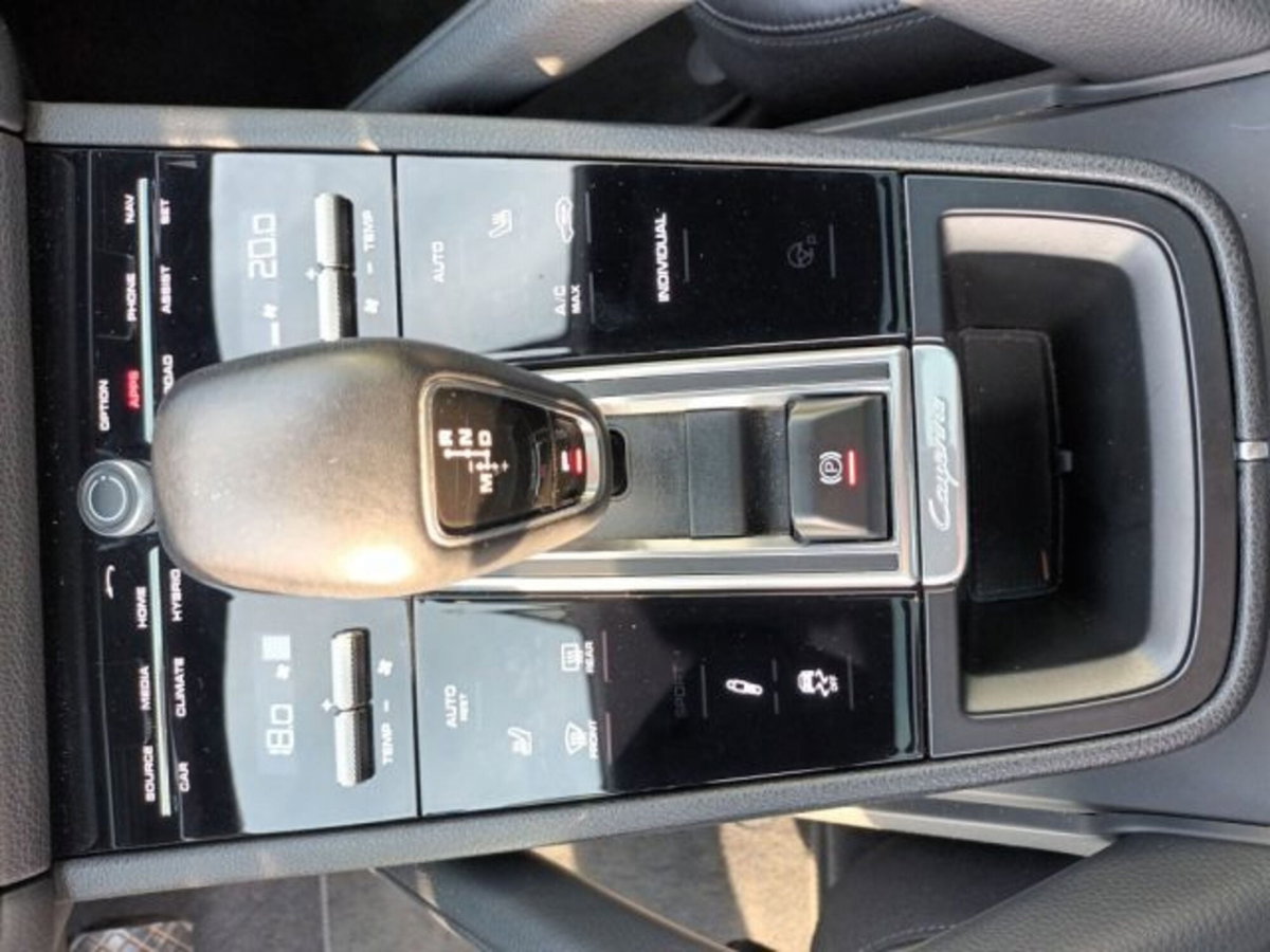 Porsche Cayenne 3.0 V6 E-Hybrid (17)