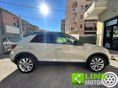 Volkswagen T-Roc 2.0 tdi R-Line 4motion 150cv dsg (14)