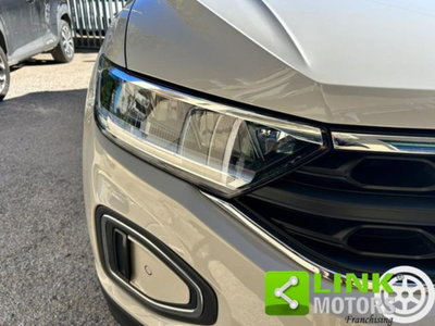 Volkswagen T-Roc 2.0 tdi R-Line 4motion 150cv dsg (19)