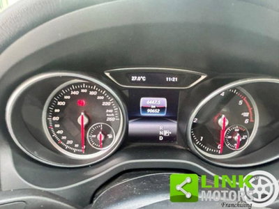Mercedes-Benz GLA SUV 180 CDI Premium (10)
