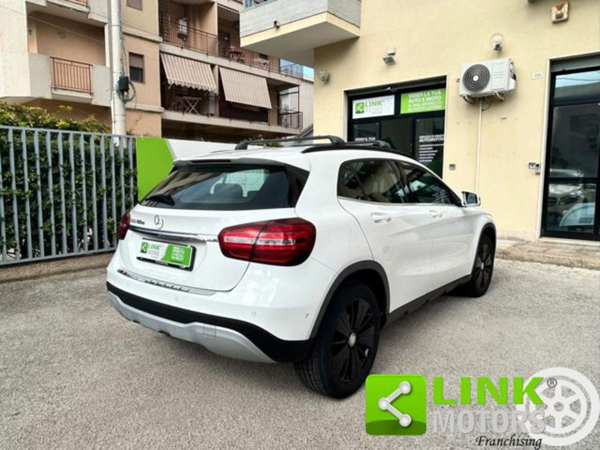 Mercedes-Benz GLA SUV 180 CDI Premium (11)