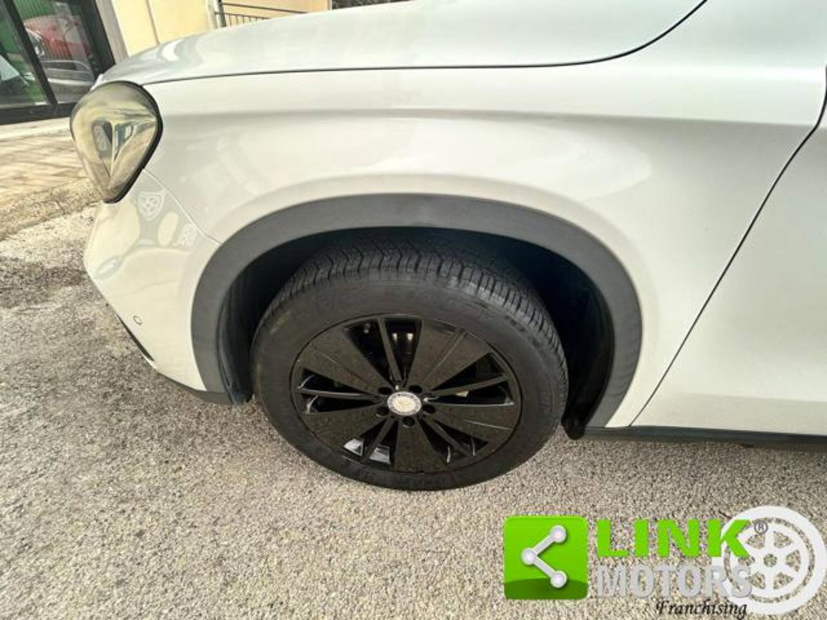 Mercedes-Benz GLA SUV 180 CDI Premium (18)