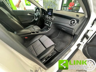 Mercedes-Benz GLA SUV 180 CDI Premium (4)