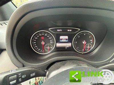 Mercedes-Benz Classe B 200 d Automatic 4Matic Premium (4)