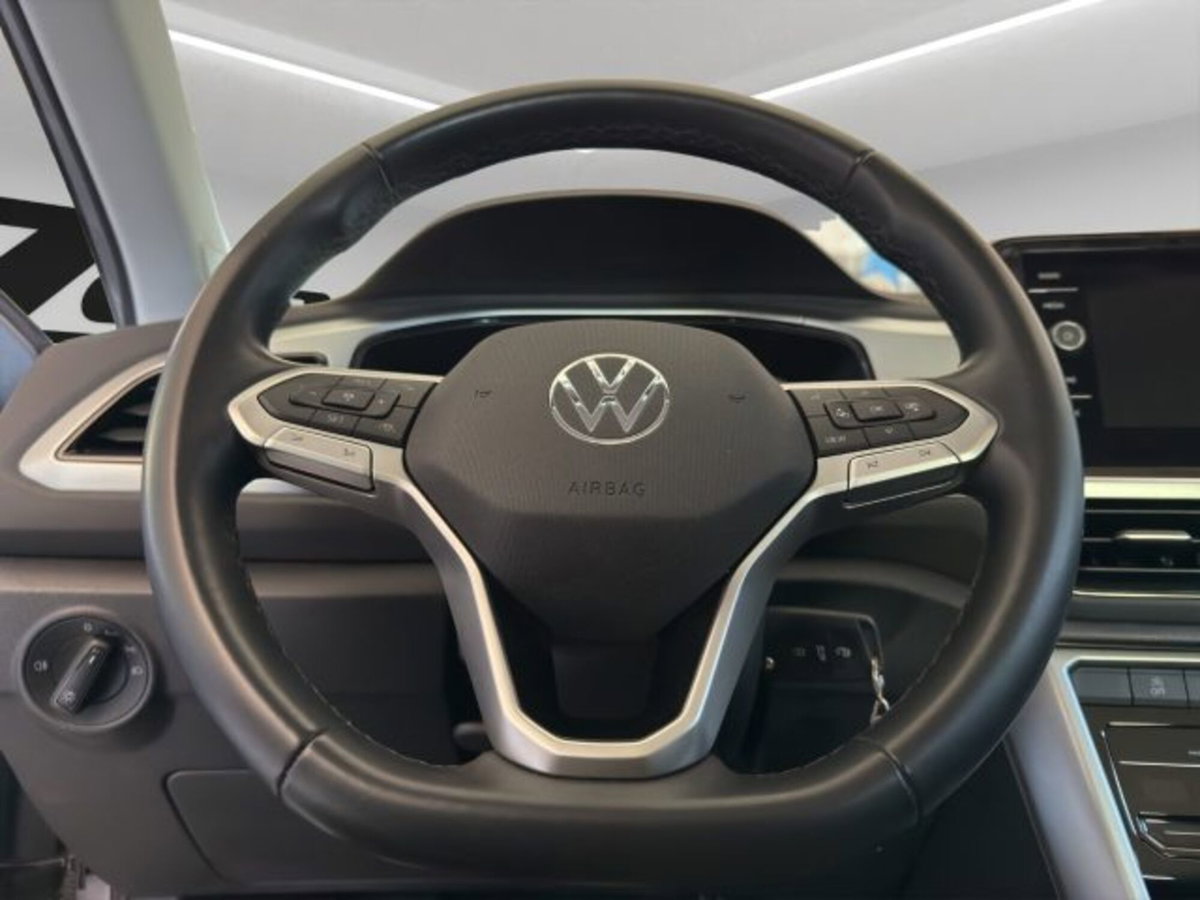 Volkswagen T-Roc 1.5 tsi Life dsg (10)