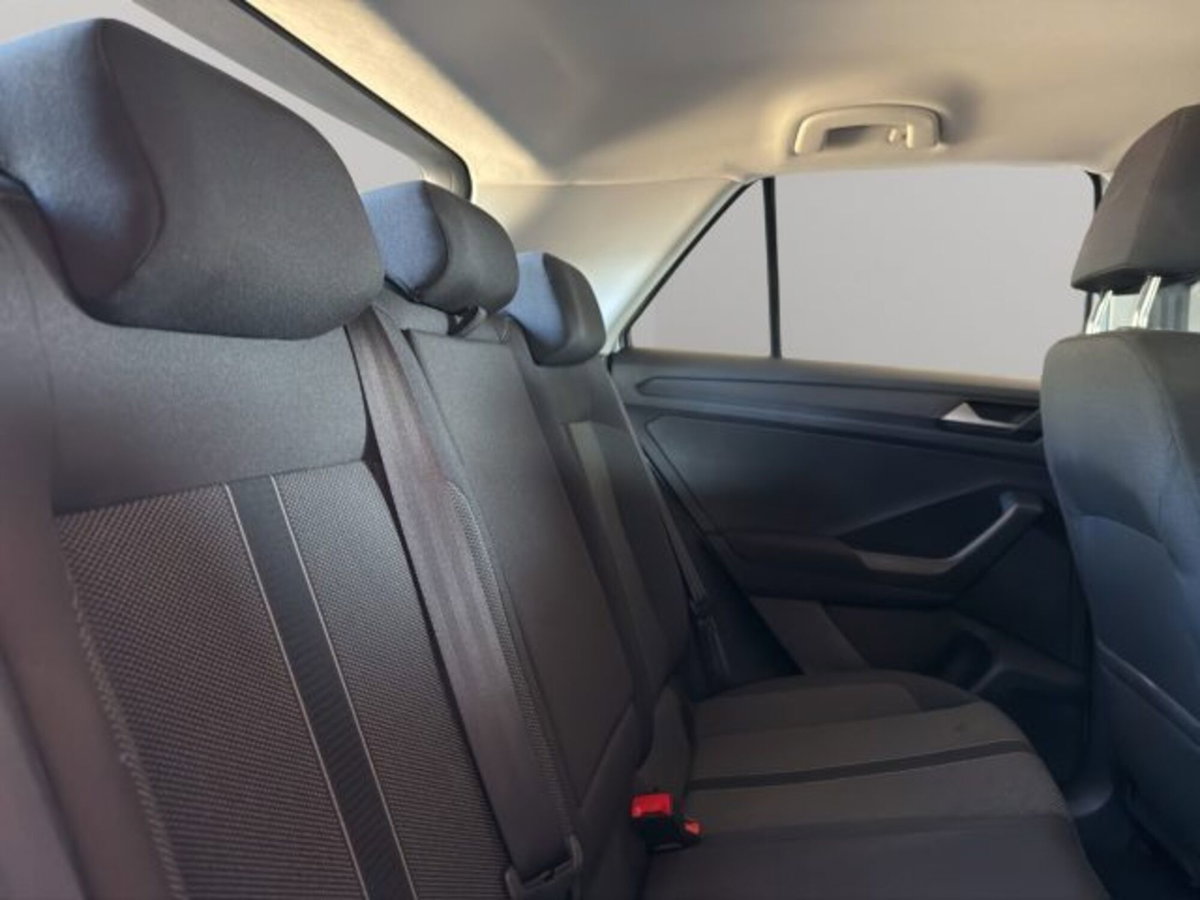 Volkswagen T-Roc 1.5 tsi Life dsg (19)