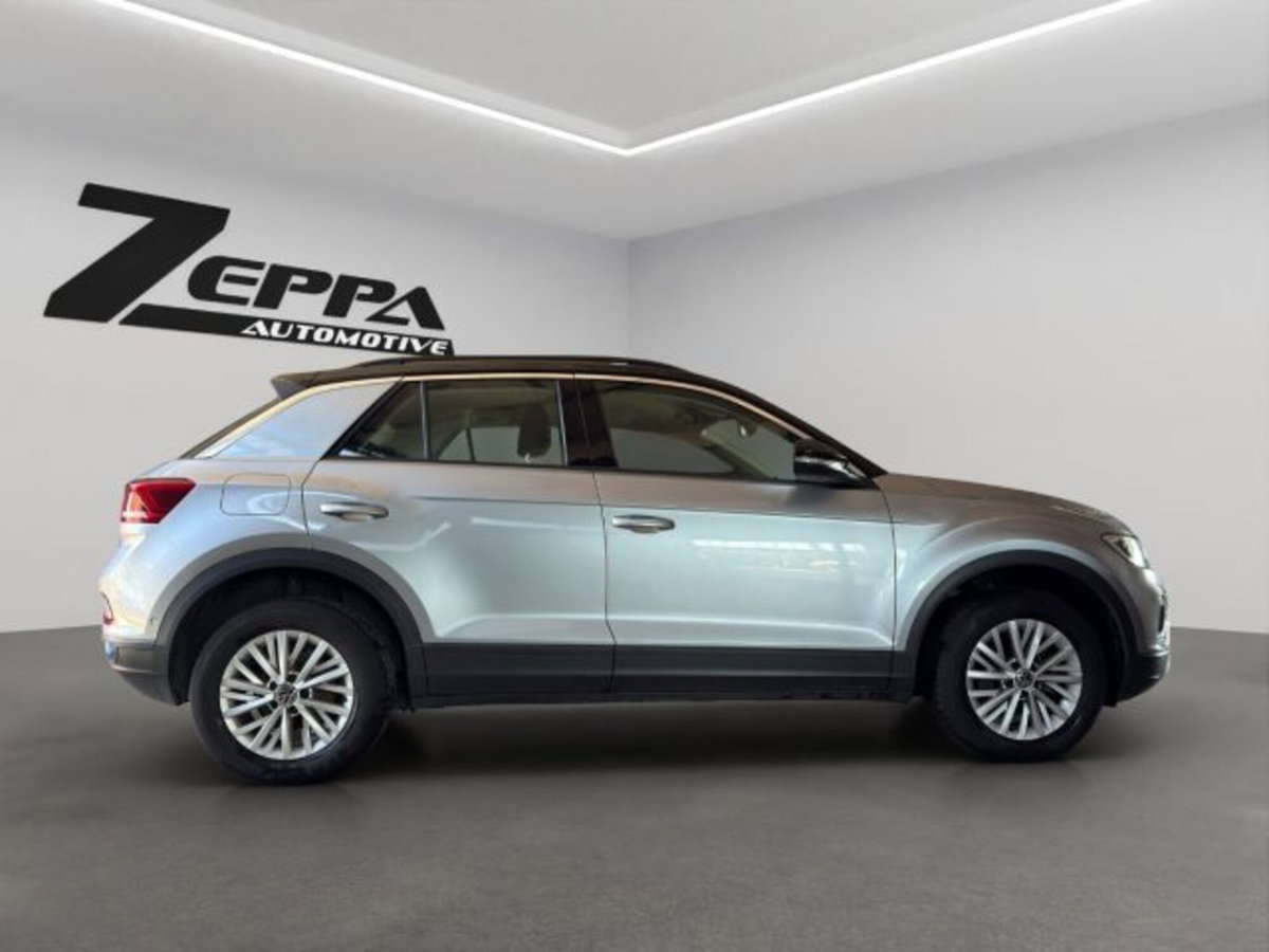 Volkswagen T-Roc 1.5 tsi Life dsg (7)