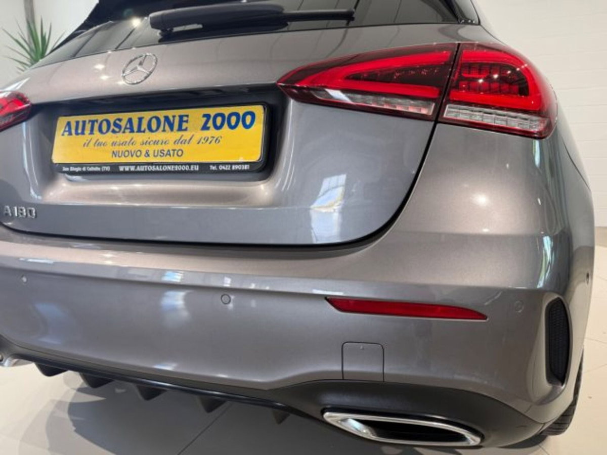 Mercedes-Benz Classe A 180 AMG Line Premium Plus auto (17)