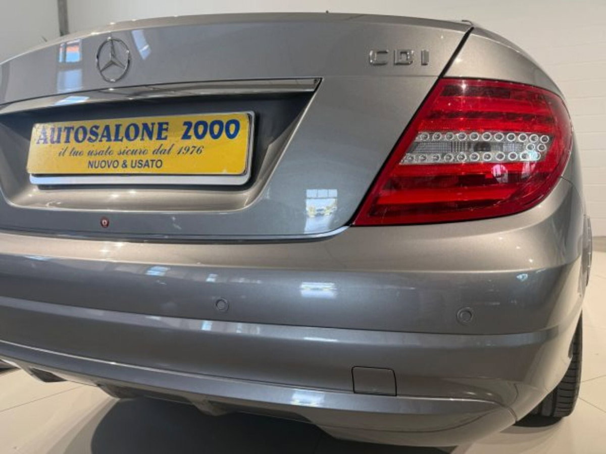 Mercedes-Benz Classe C Coupé 220 CDI BlueEFFICIENCY Coupé Executive (10)
