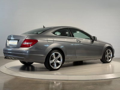 Mercedes-Benz Classe C Coupé 220 CDI BlueEFFICIENCY Coupé Executive (5)