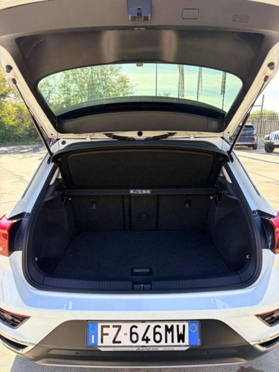 Volkswagen T-Roc 1.6 TDI SCR Style BlueMotion Technology (16)