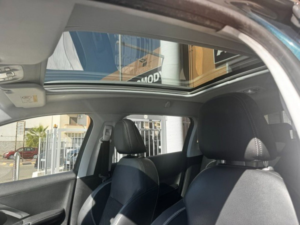 Peugeot 2008 120 S&S Crossway (12)