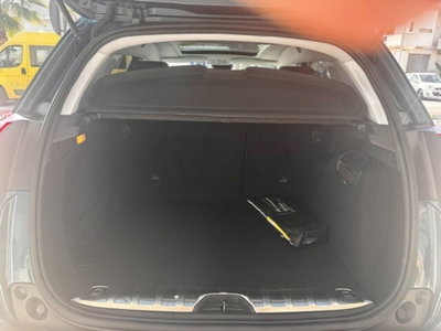 Peugeot 2008 120 S&S Crossway (16)