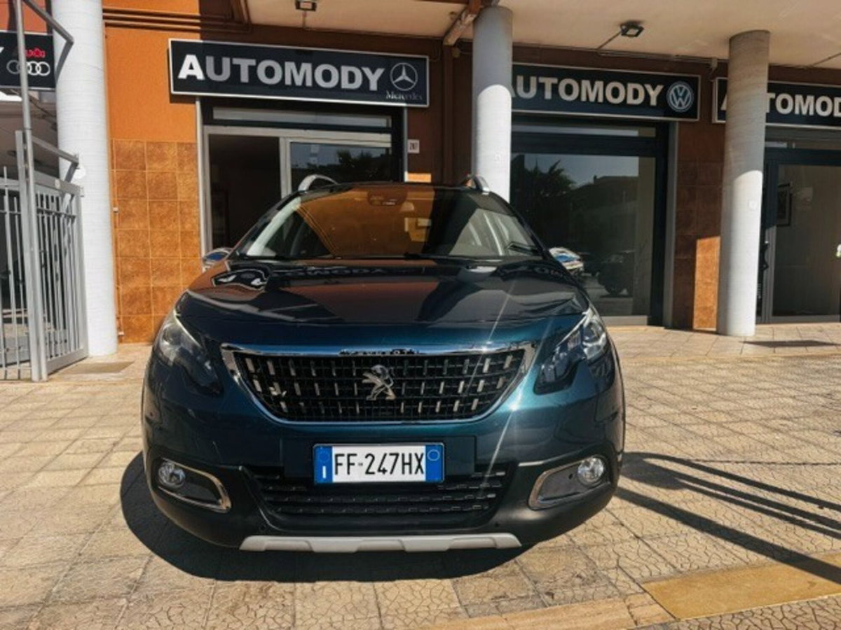 Peugeot 2008 120 S&S Crossway (2)