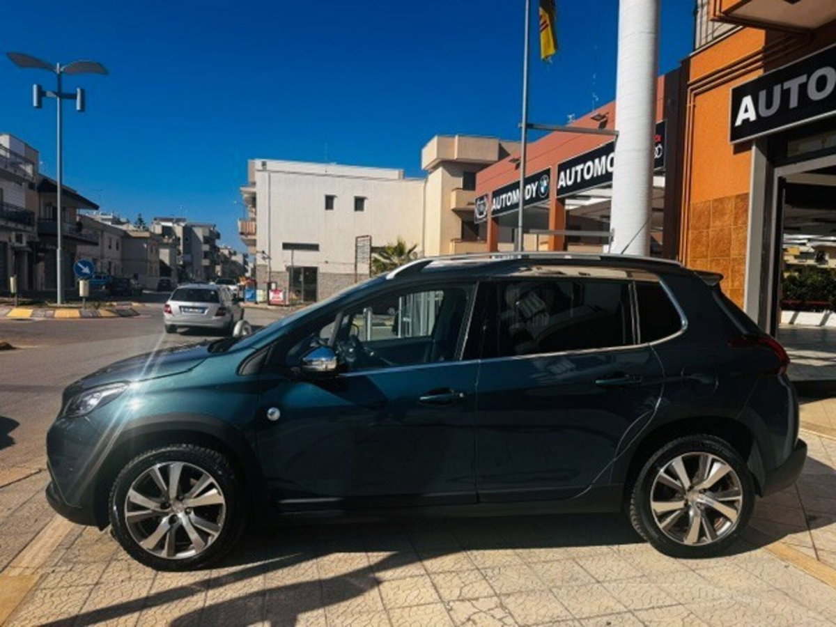 Peugeot 2008 120 S&S Crossway (7)