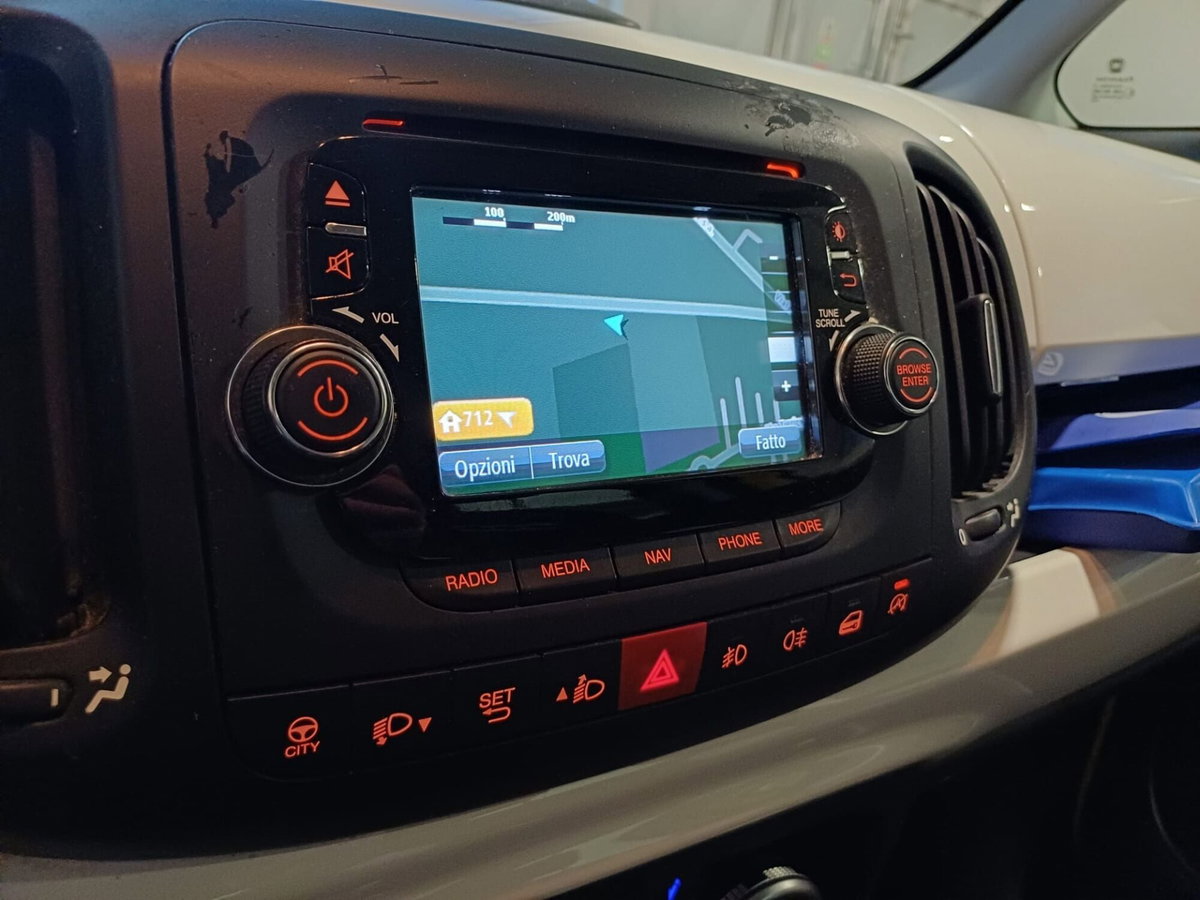 Fiat 500L 1.6 Multijet 105 CV Trekking (14)
