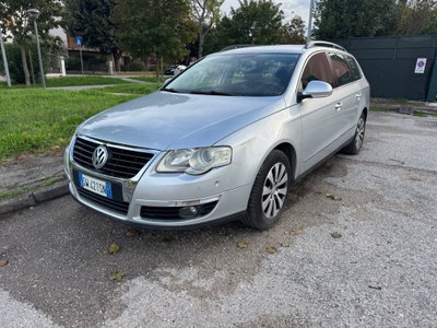 Volkswagen Passat Variant 2.0 TDI DPF 4mot. Highline usata