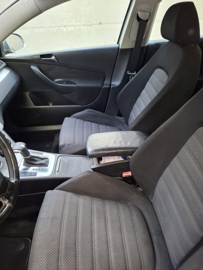 Volkswagen Passat Variant 2.0 TDI DPF 4mot. Highline (13)