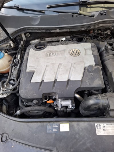 Volkswagen Passat Variant 2.0 TDI DPF 4mot. Highline (17)