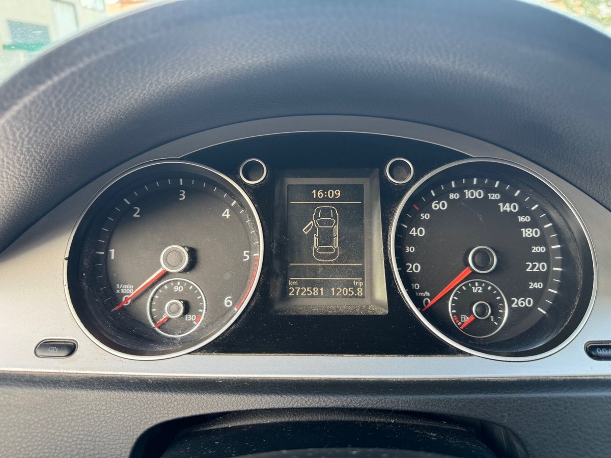 Volkswagen Passat Variant 2.0 TDI DPF 4mot. Highline (4)