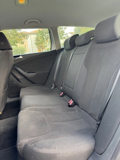 Volkswagen Passat Variant 2.0 TDI DPF 4mot. Highline (6)