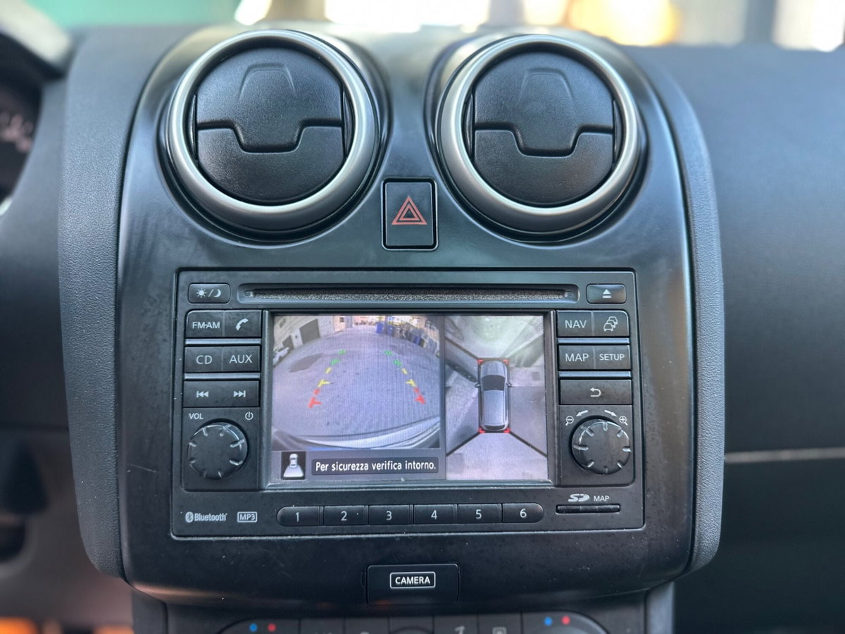 Nissan Qashqai 1.6 dCi DPF Tekna (11)