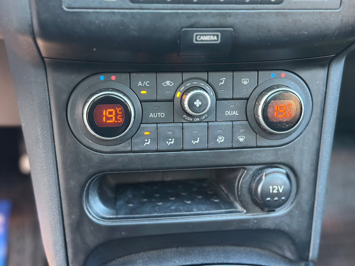 Nissan Qashqai 1.6 dCi DPF Tekna (13)