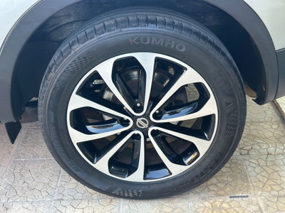 Nissan Qashqai 1.6 dCi DPF Tekna (5)