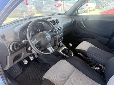 Alfa Romeo 147 1.6 16V TS (105) 5 porte Black Line (10)