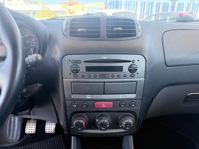 Alfa Romeo 147 1.6 16V TS (105) 5 porte Black Line (15)