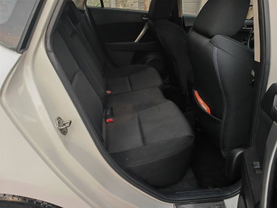 Mazda 323 Hatchback 1.8i turbo 16V cat 3 porte 4WD GT-R (10)