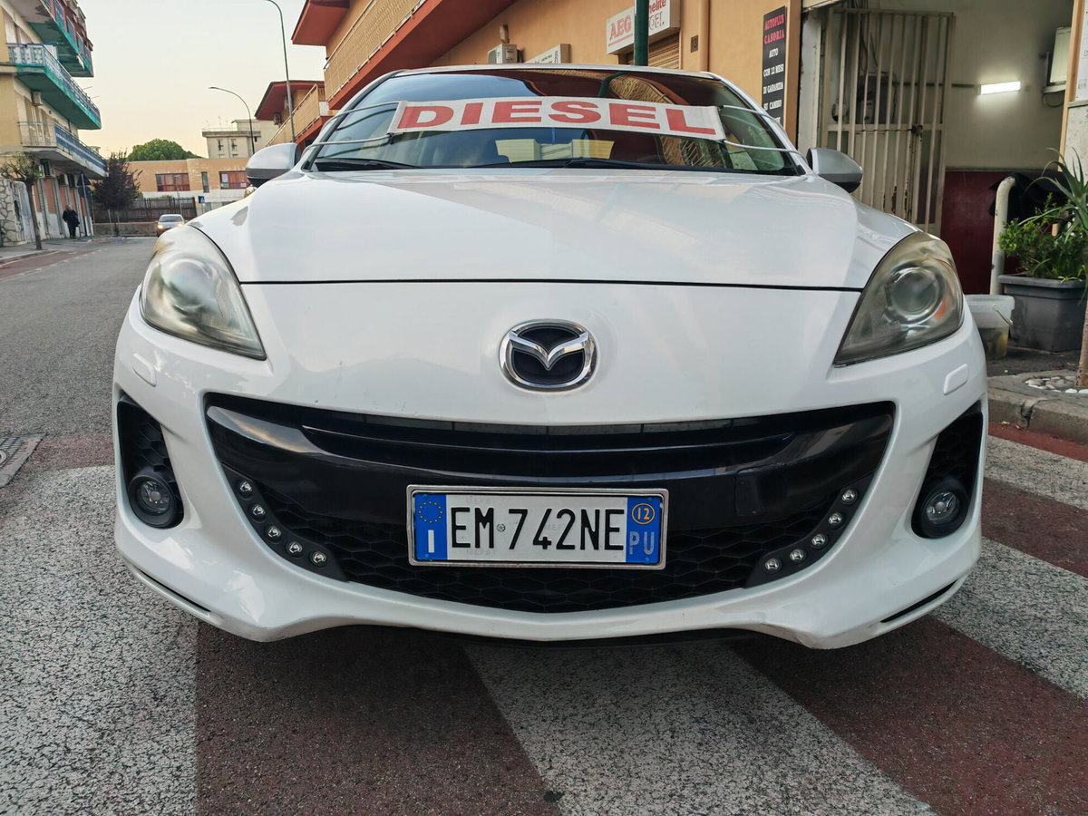 Mazda 323 Hatchback 1.8i turbo 16V cat 3 porte 4WD GT-R (2)