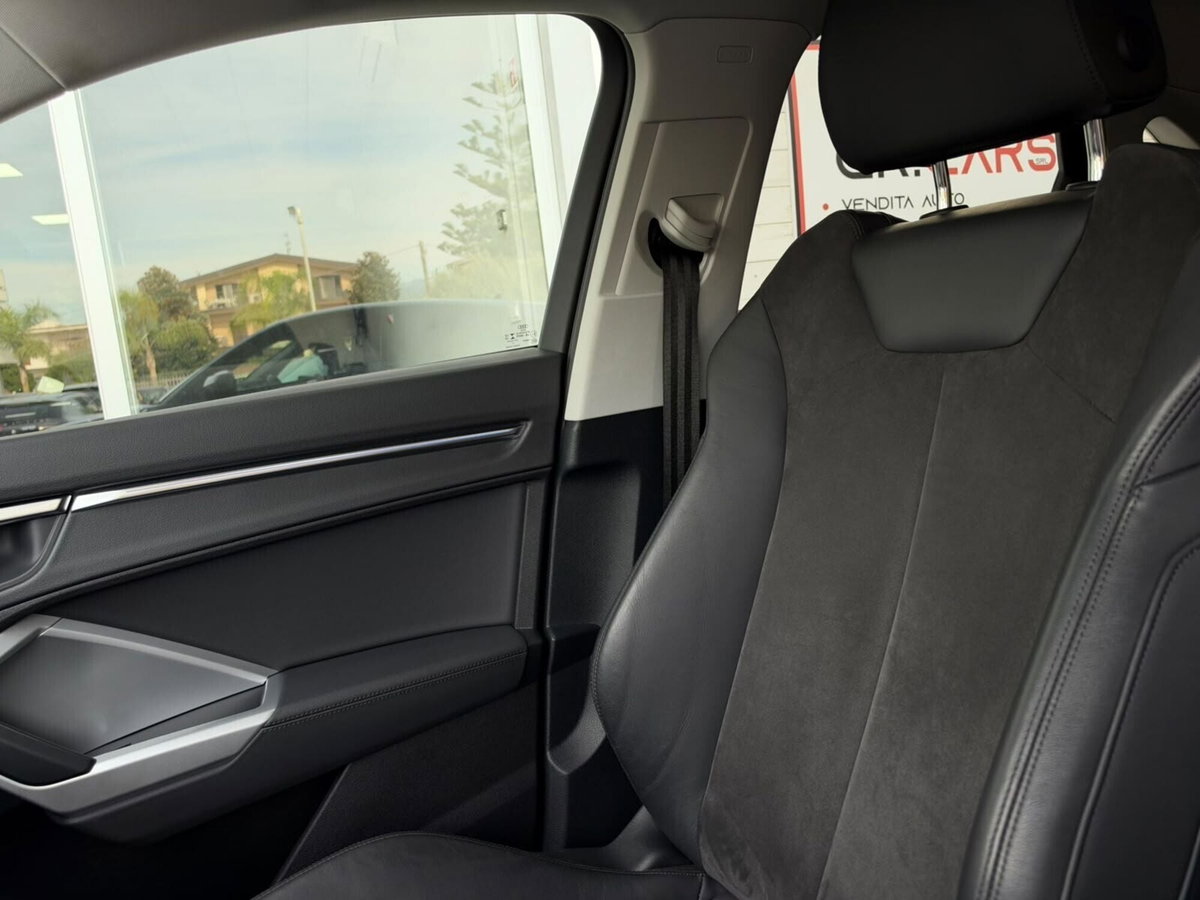 Audi Q3 Sportback 35 TDI quattro S tronic S line edition (14)