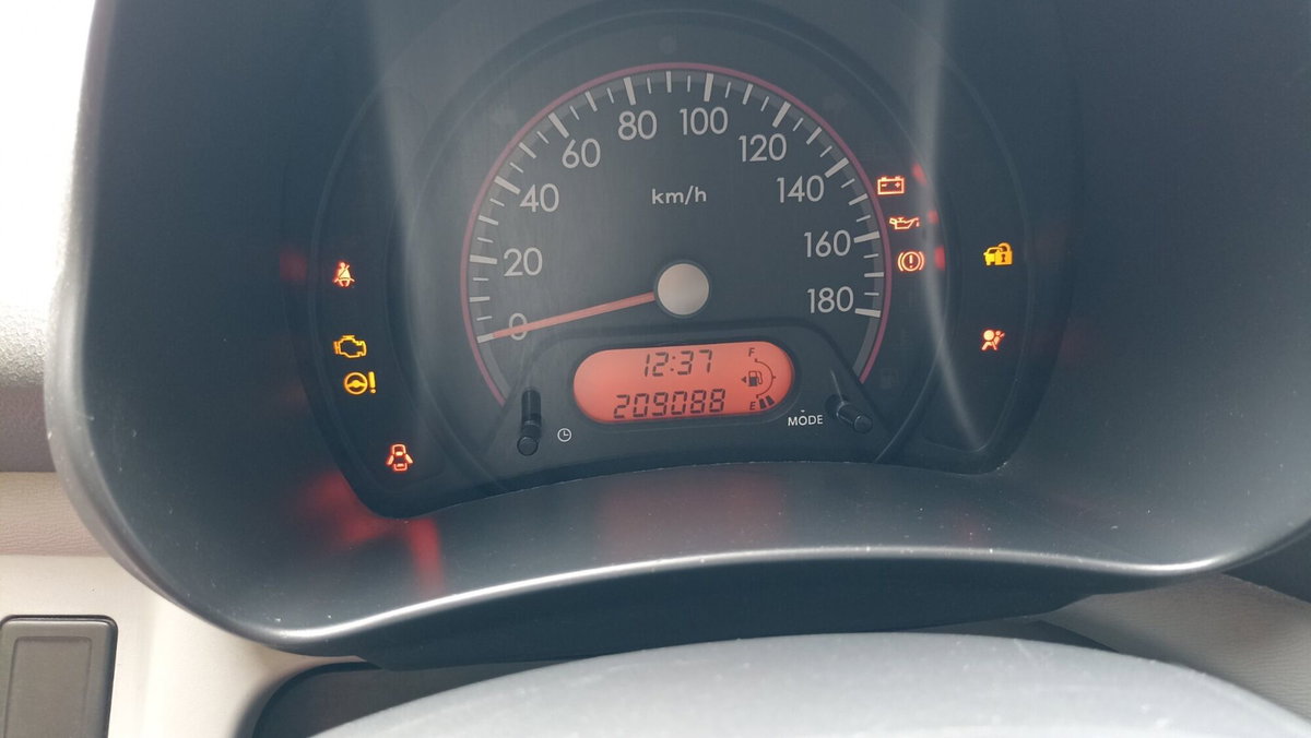 Nissan Pixo 1.0 5 porte Active (13)