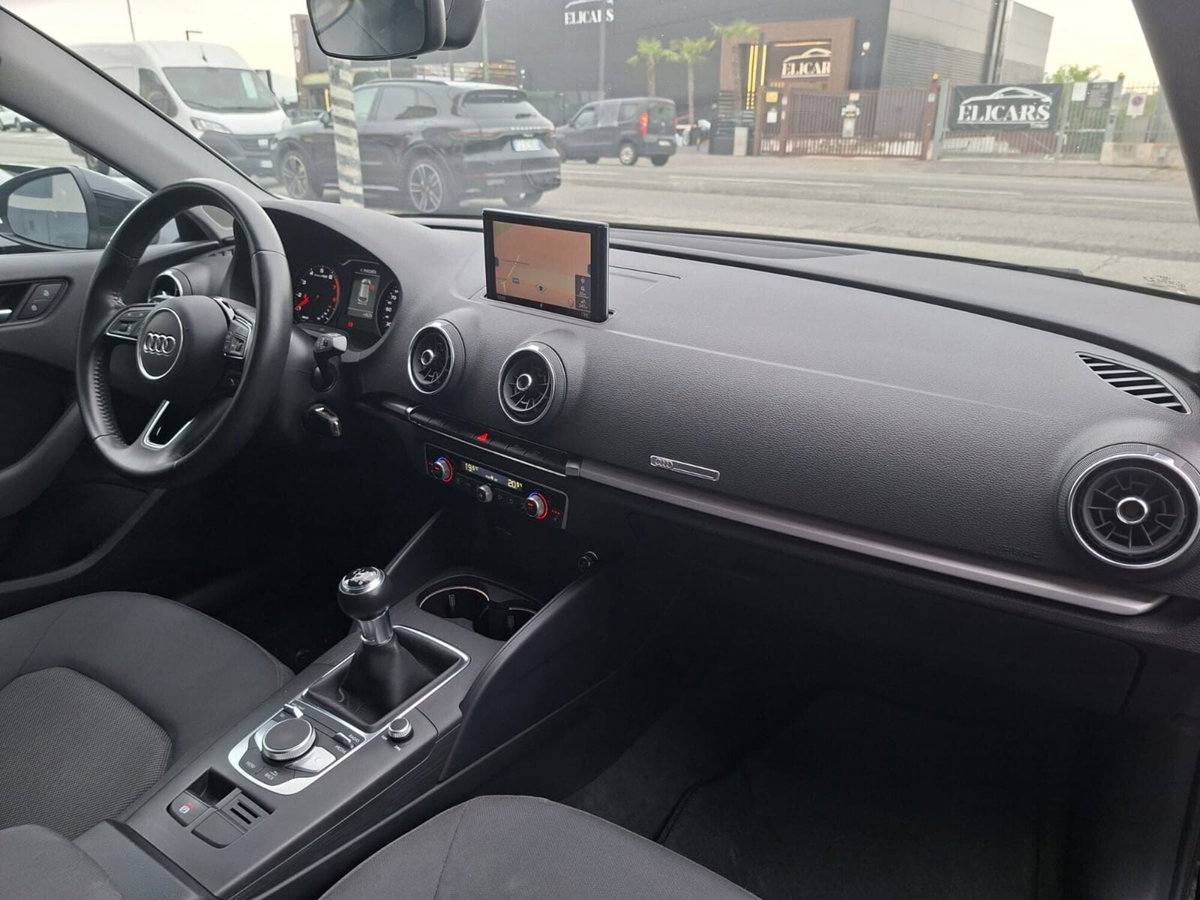 Audi A3 Sportback 35 TFSI COD Sport (12)