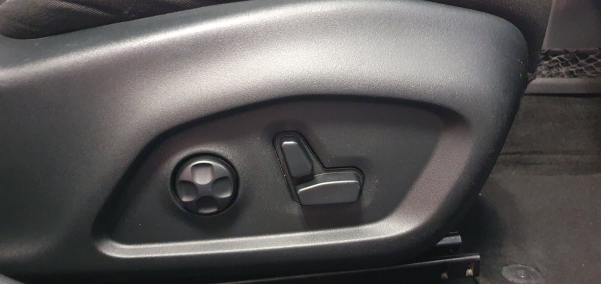 Jeep Compass 1.6 Multijet II 2WD Limited (13)