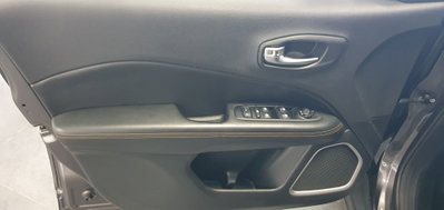 Jeep Compass 1.6 Multijet II 2WD Limited (3)