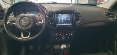 Jeep Compass 1.6 Multijet II 2WD Limited (9)