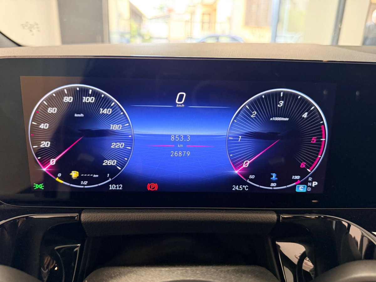 Mercedes-Benz Classe B 180 d AMG Line Premium Plus auto (11)