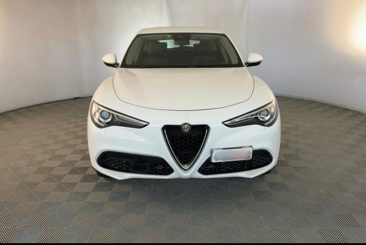 Alfa Romeo Stelvio Stelvio 2.2 Turbodiesel 210 CV AT8 Q4 Lusso (2)