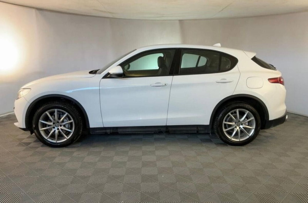 Alfa Romeo Stelvio Stelvio 2.2 Turbodiesel 210 CV AT8 Q4 Lusso (4)