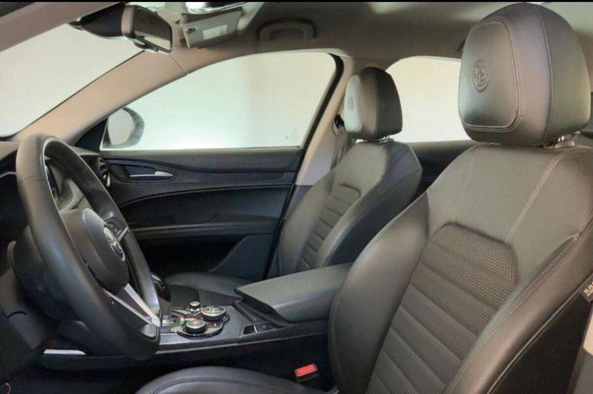 Alfa Romeo Stelvio Stelvio 2.2 Turbodiesel 210 CV AT8 Q4 Lusso (8)