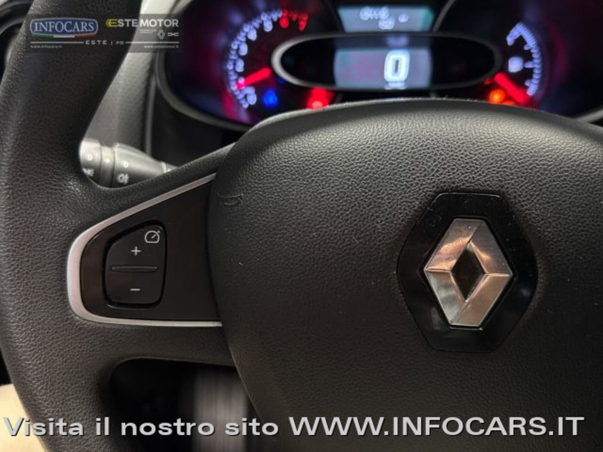 Renault Clio Sporter TCe 12V 90 CV Business (18)
