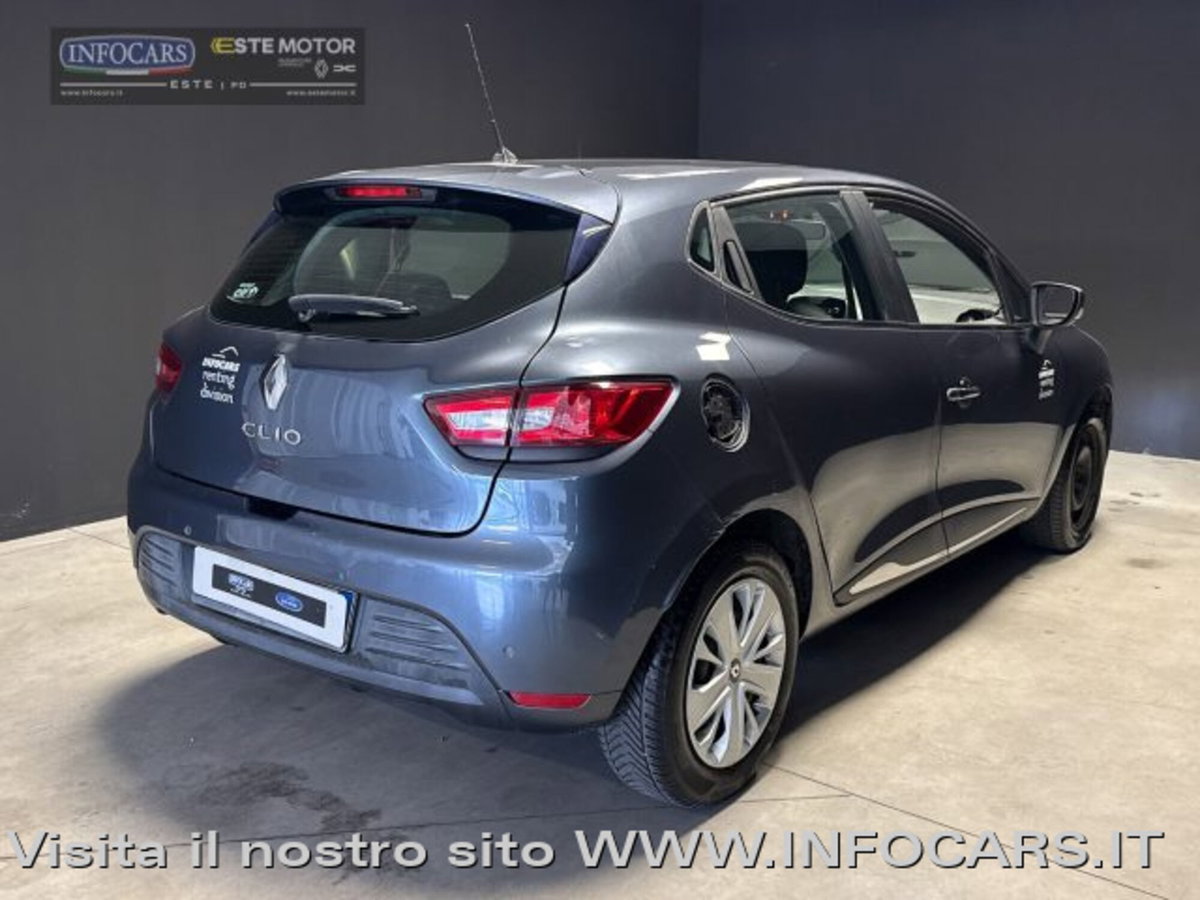 Renault Clio Sporter TCe 12V 90 CV Business (4)
