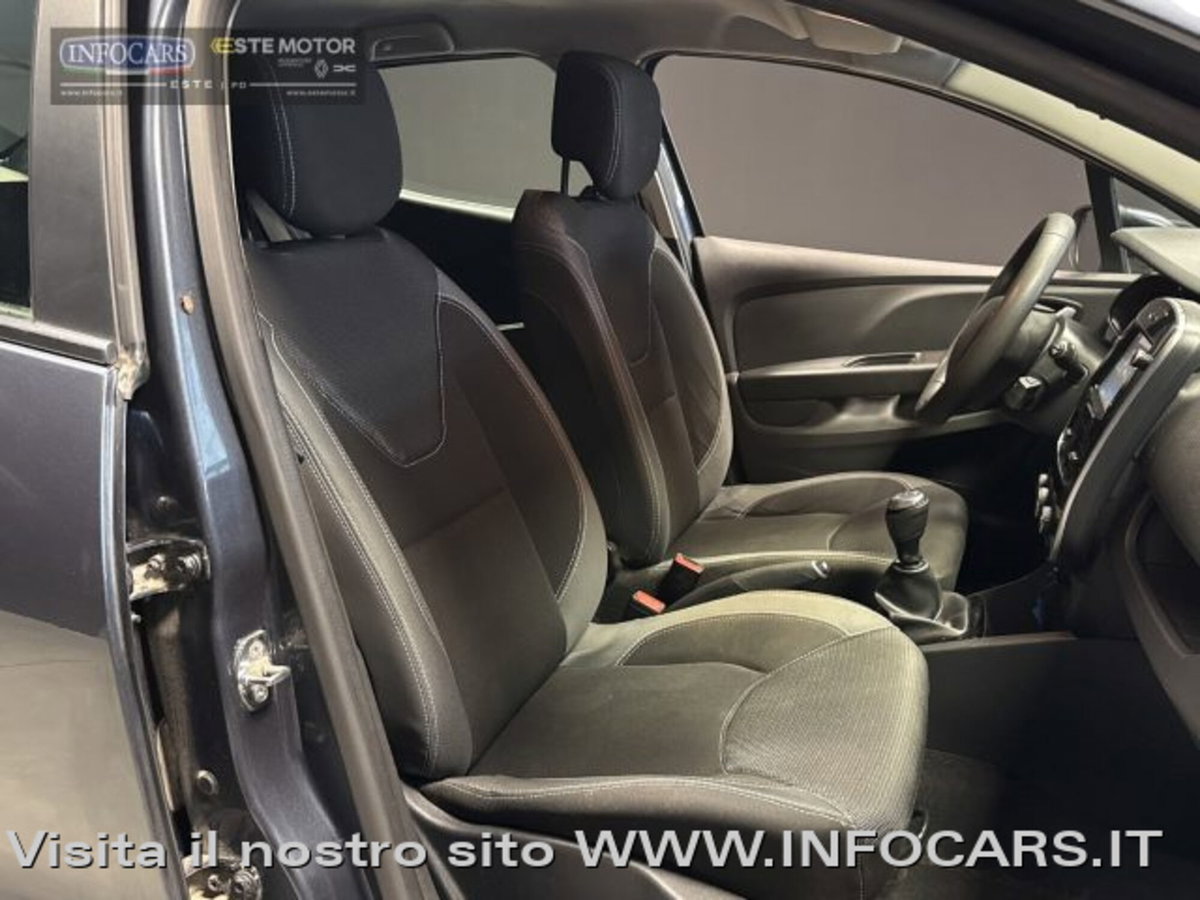 Renault Clio Sporter TCe 12V 90 CV Business (6)